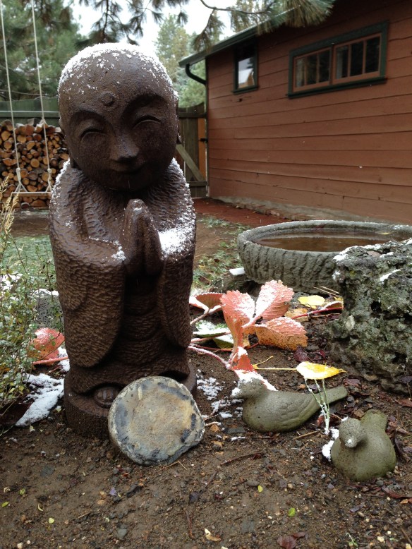Jizo and first snow